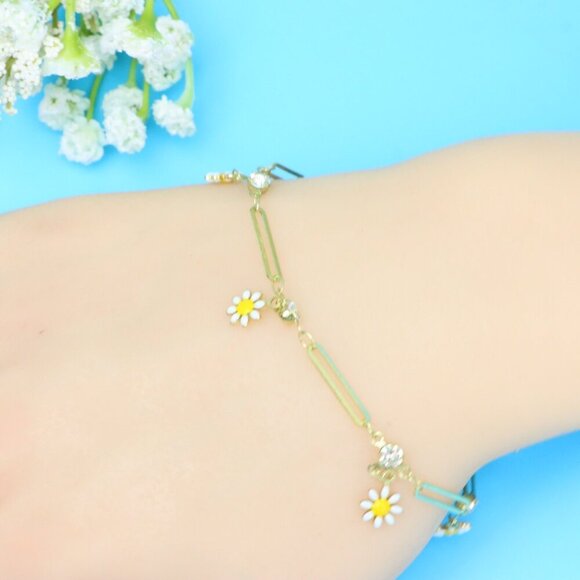 Chic & Stylish Bracelet – A Thoughtful Gift for Women and Girls, DYC1068 - Picture 4 of 8